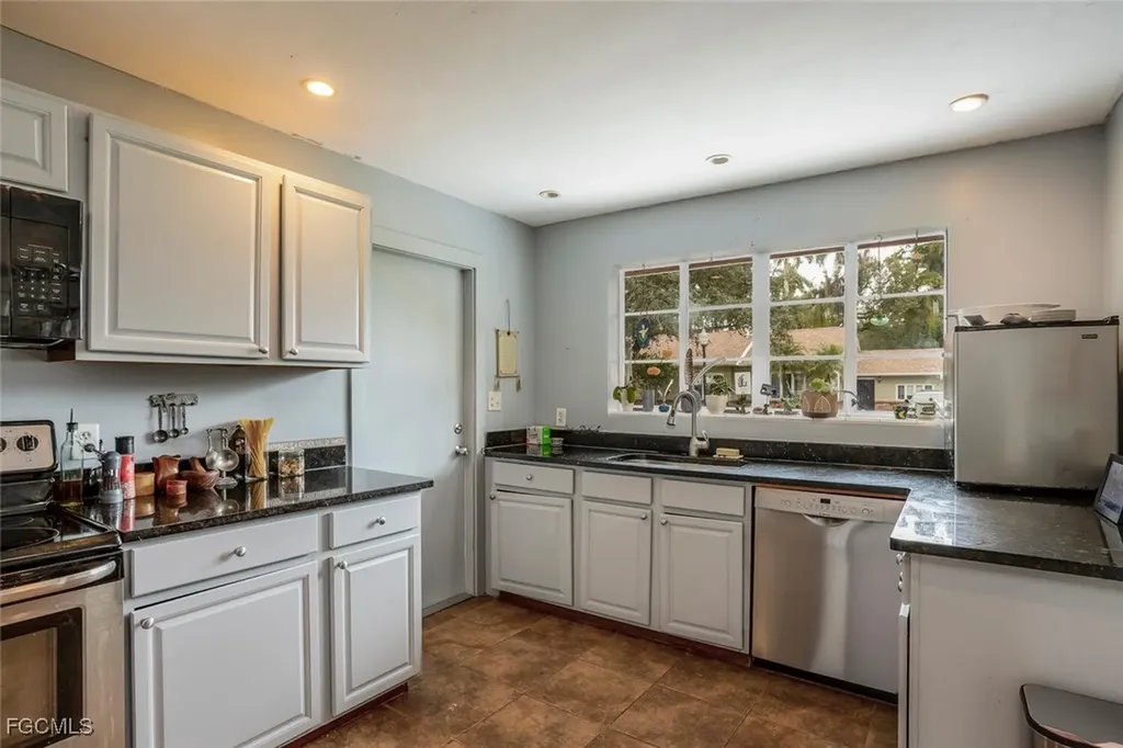 1429 Sandra Drive Fort Myers FL 33901