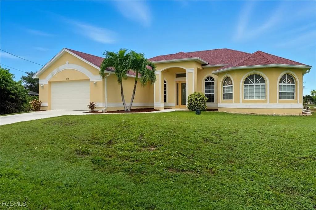 3908 15th Street SW Lehigh Acres FL 33976
