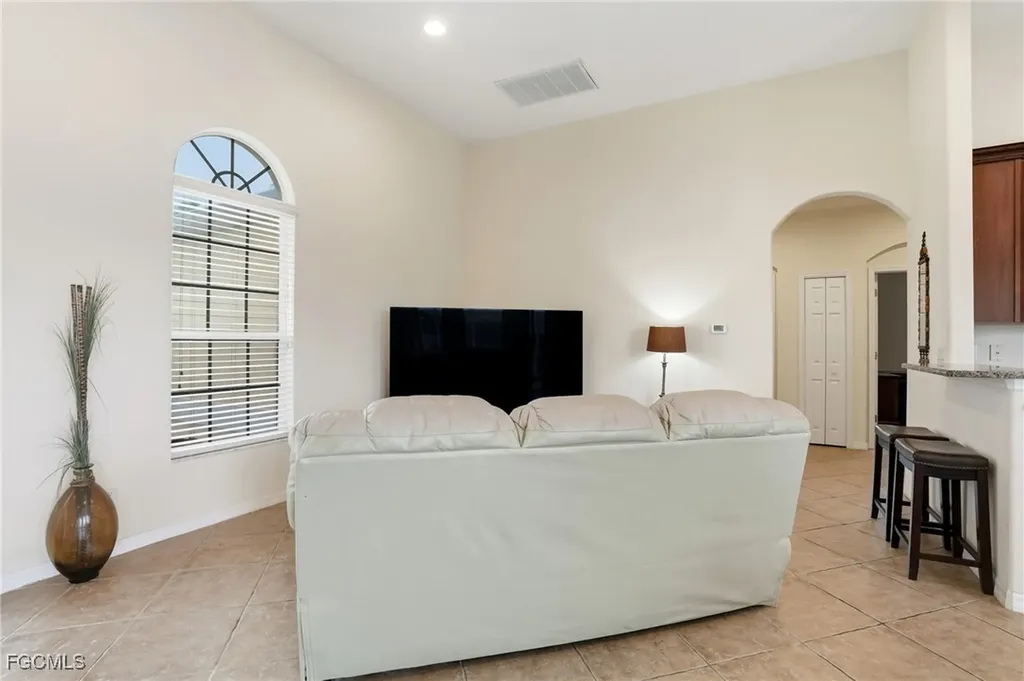 3908 15th Street SW Lehigh Acres FL 33976