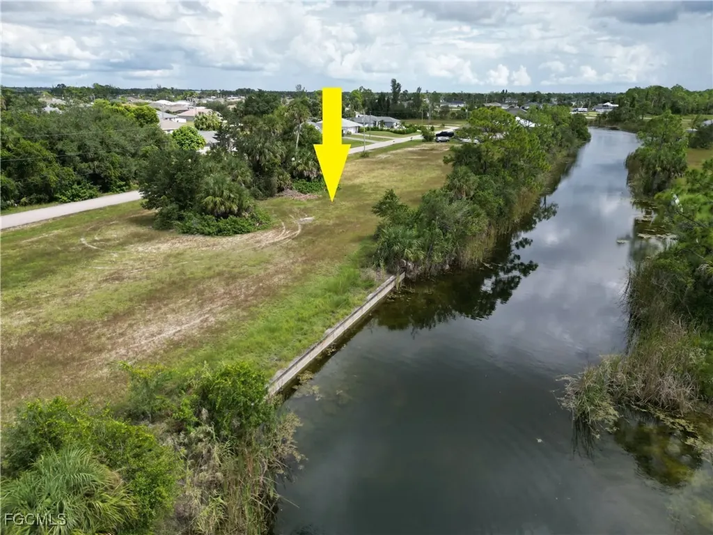 1428 NE 33rd Street Cape Coral FL 33909