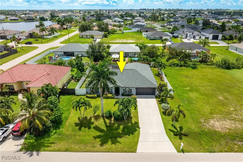 1404 NW 4th Street Cape Coral FL 33993
