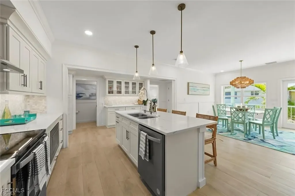 1163 Seagrape Lane Sanibel FL 33957