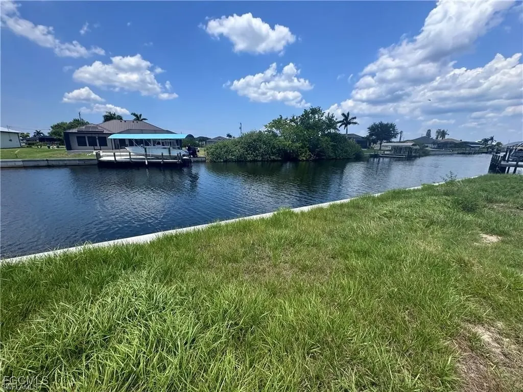 1216 NW 36th Avenue Cape Coral FL 33993