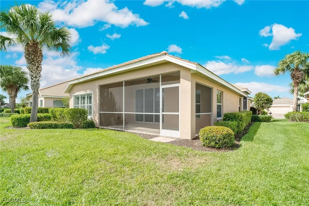 2492 Hopefield Court Cape Coral FL 33991