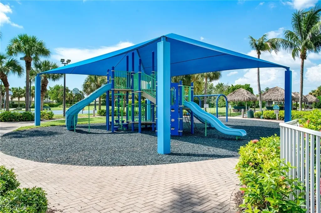 2492 Hopefield Court Cape Coral FL 33991