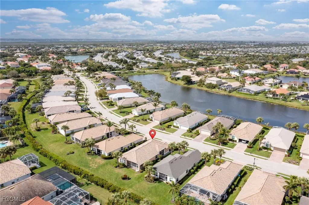 2492 Hopefield Court Cape Coral FL 33991
