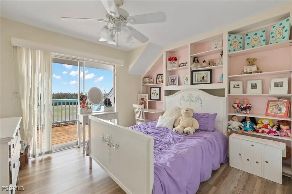 1425 Causey Court Sanibel FL 33957