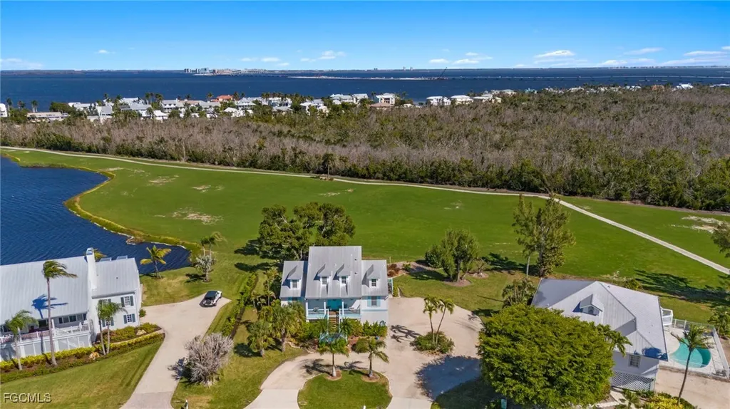 1425 Causey Court Sanibel FL 33957