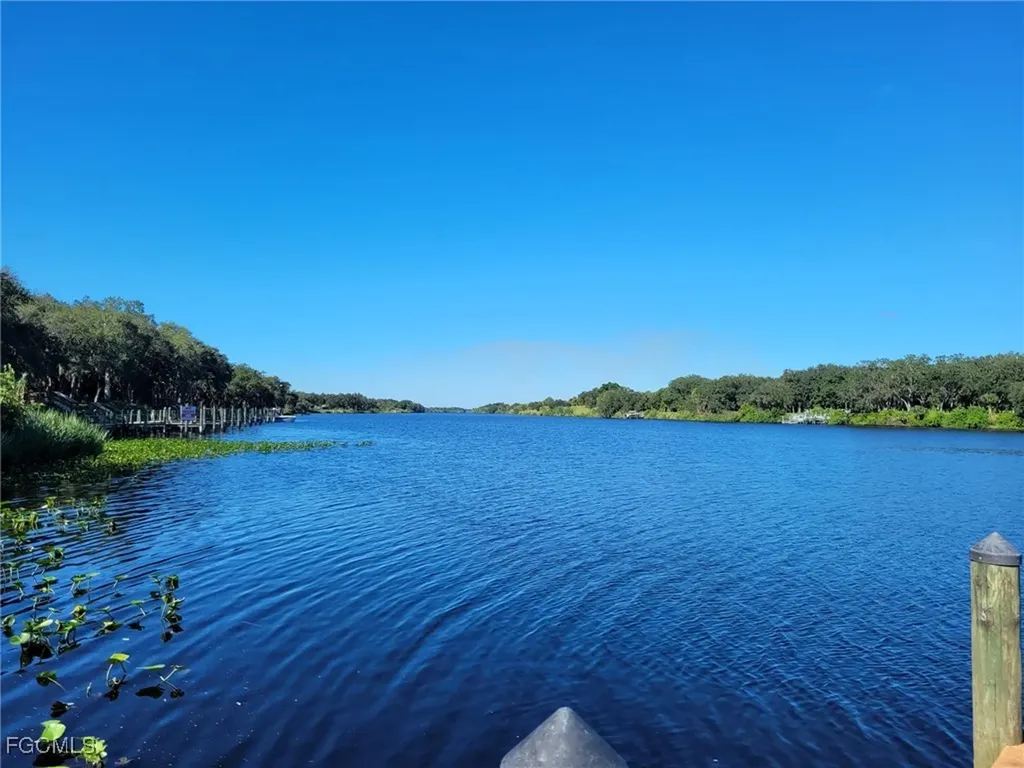 5291 River Blossom Lane Fort Denaud FL 33935