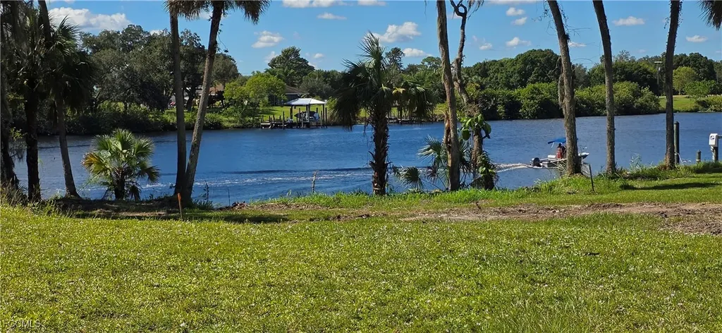 4383 Cr 78 Labelle FL 33935