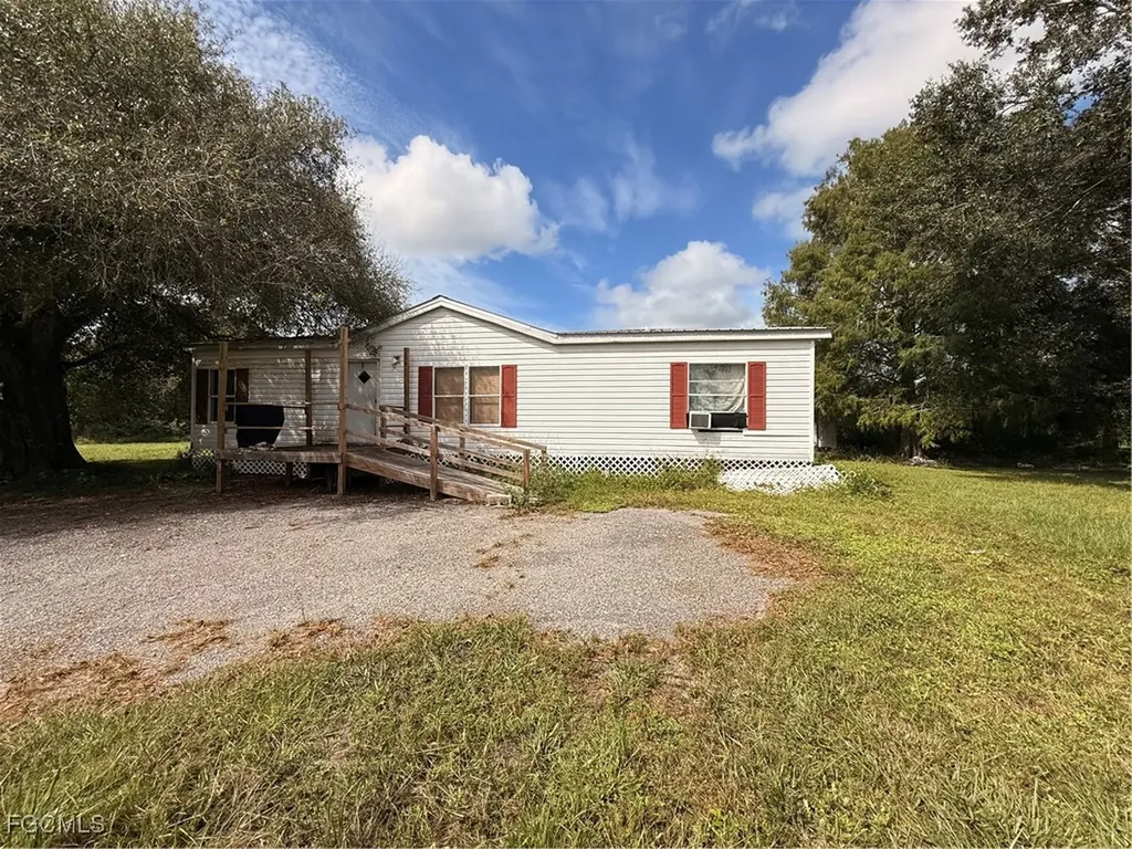 1405 Shanon Lane Clewiston FL 33440