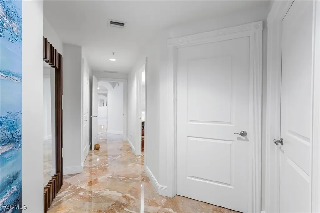 6061 Silver King Boulevard Cape Coral FL 33914