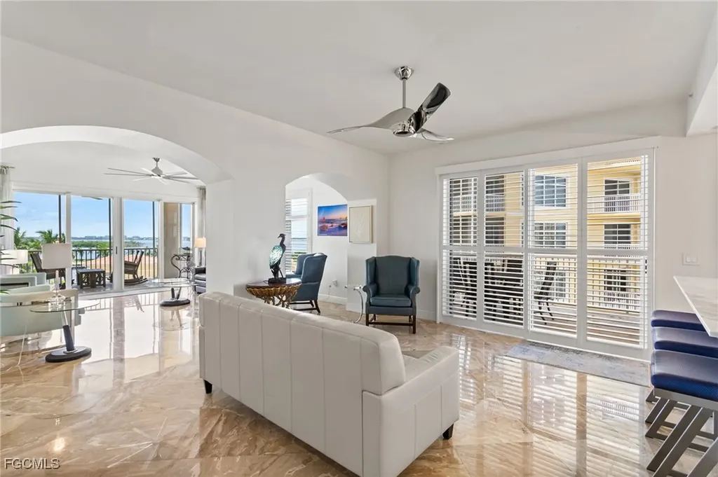 6061 Silver King Boulevard Cape Coral FL 33914