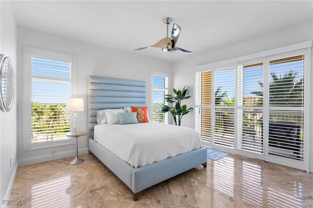 6061 Silver King Boulevard Cape Coral FL 33914