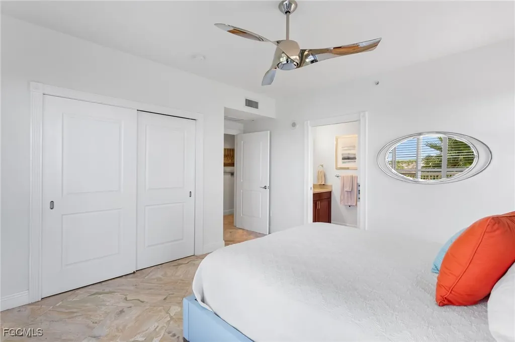 6061 Silver King Boulevard Cape Coral FL 33914