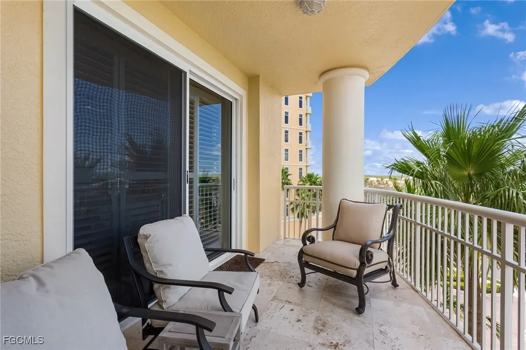 6061 Silver King Boulevard Cape Coral FL 33914