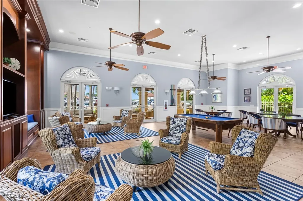 6061 Silver King Boulevard Cape Coral FL 33914