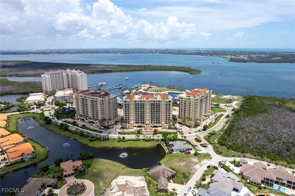 6061 Silver King Boulevard Cape Coral FL 33914