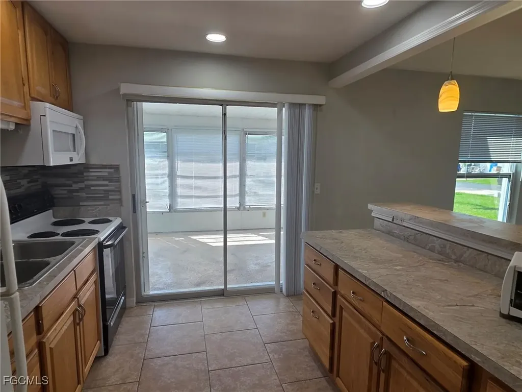 51 Tangerine Court Lehigh Acres FL 33936