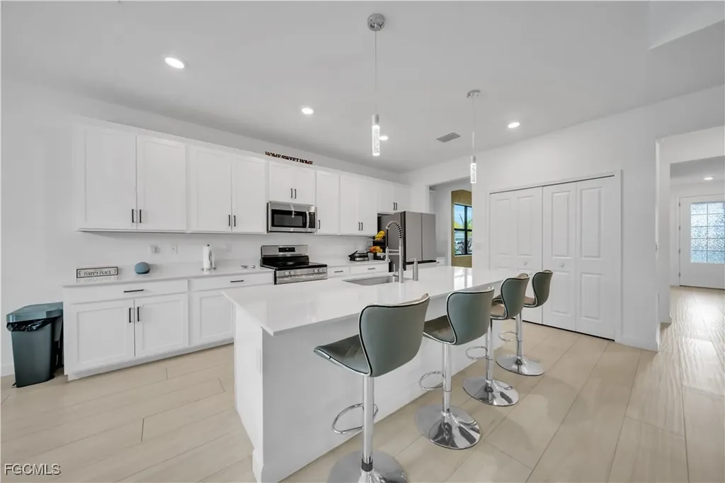 11264 Canopy Loop Fort Myers FL 33913