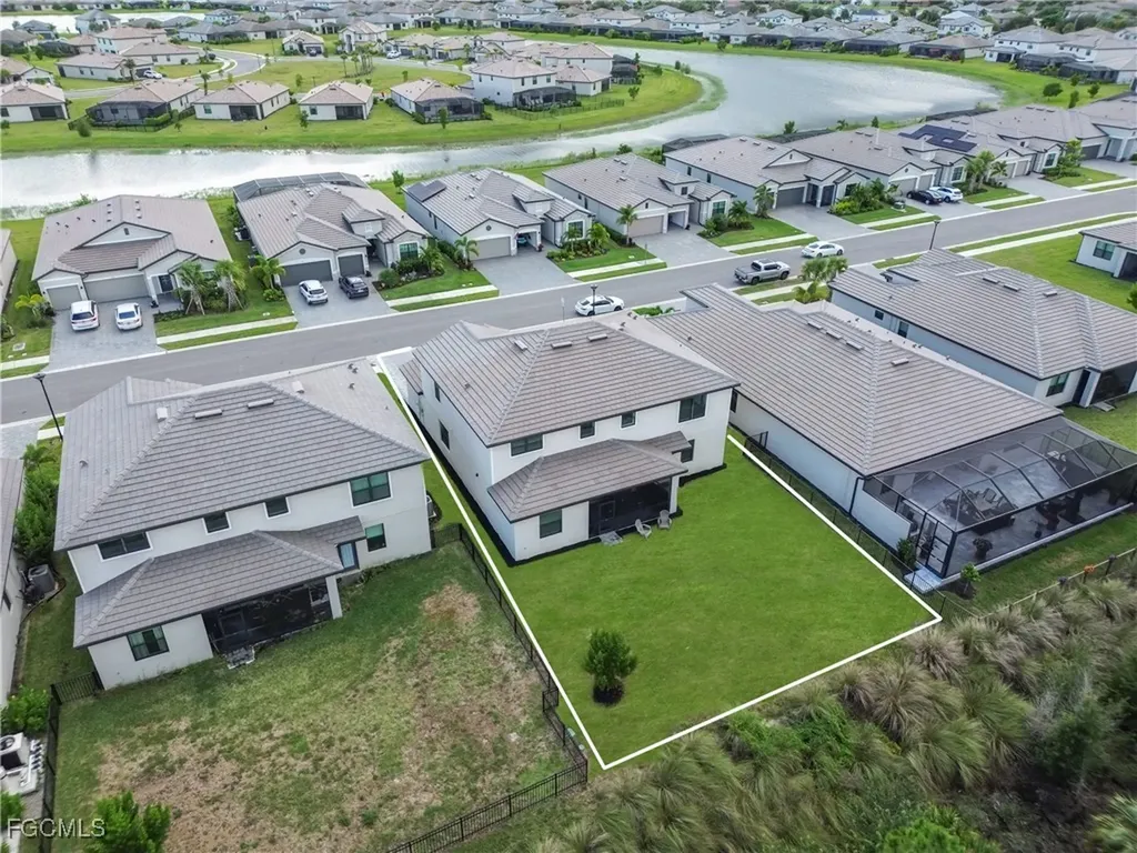 11264 Canopy Loop Fort Myers FL 33913