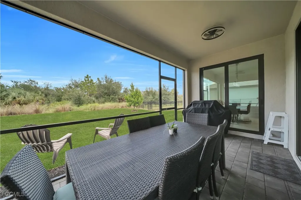 11264 Canopy Loop Fort Myers FL 33913