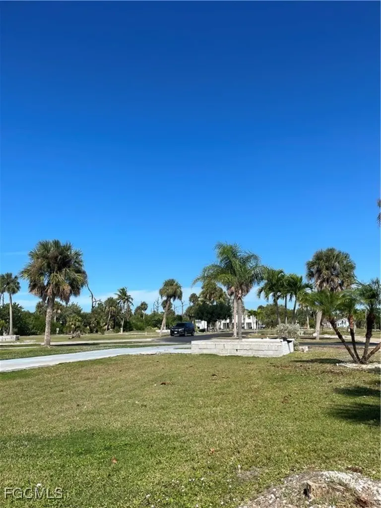 13681 Ovenbird Drive Fort Myers FL 33908