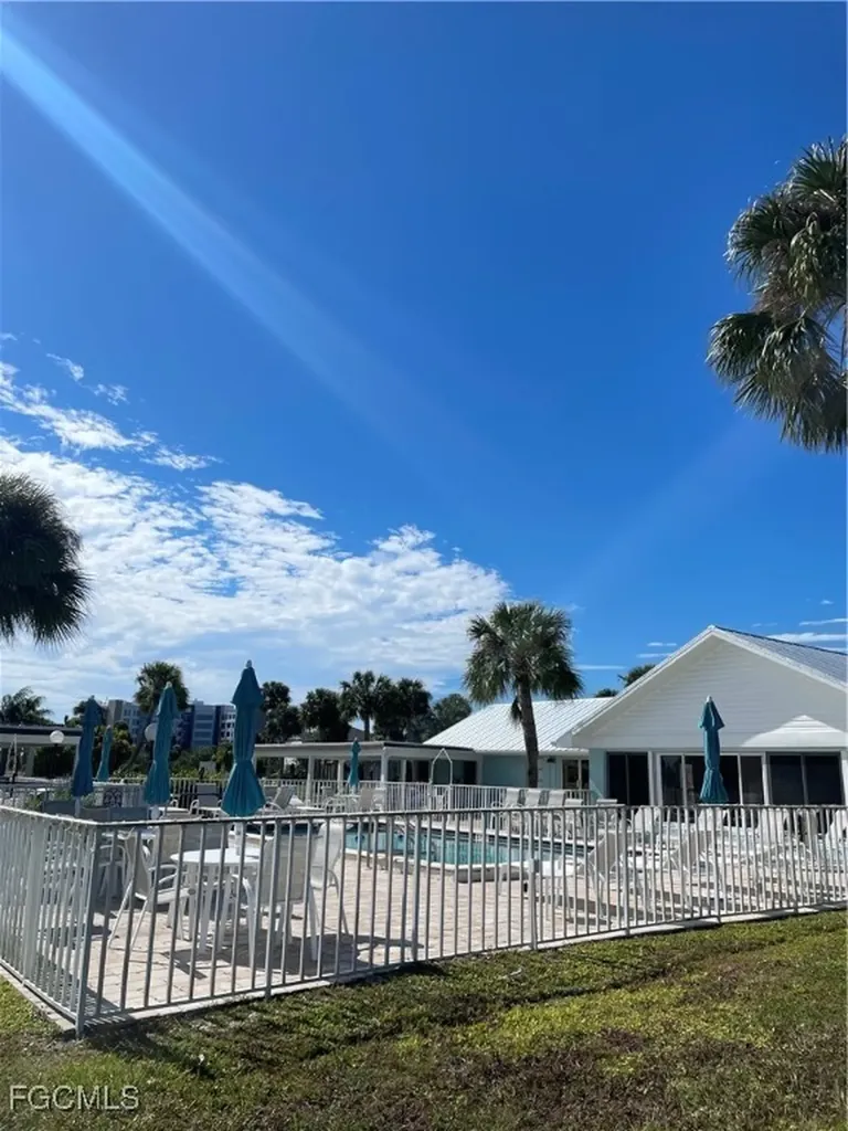 13681 Ovenbird Drive Fort Myers FL 33908