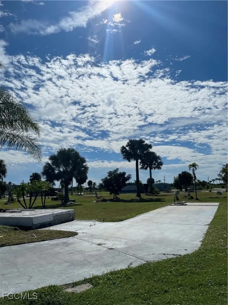 13681 Ovenbird Drive Fort Myers FL 33908