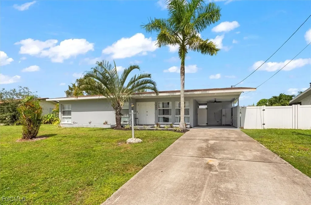 1805 Cornwallis Parkway Cape Coral FL 33904