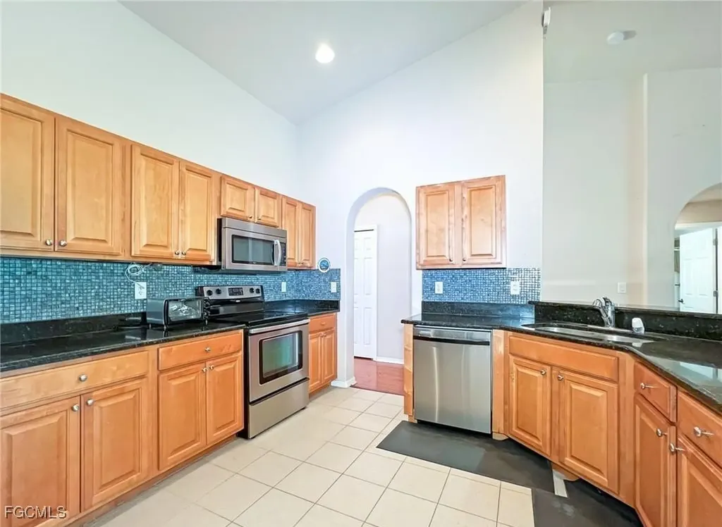 505 Palmetto Avenue Lehigh Acres FL 33972