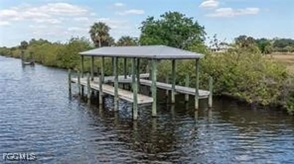 1589 Frontier Circle Labelle FL 33935