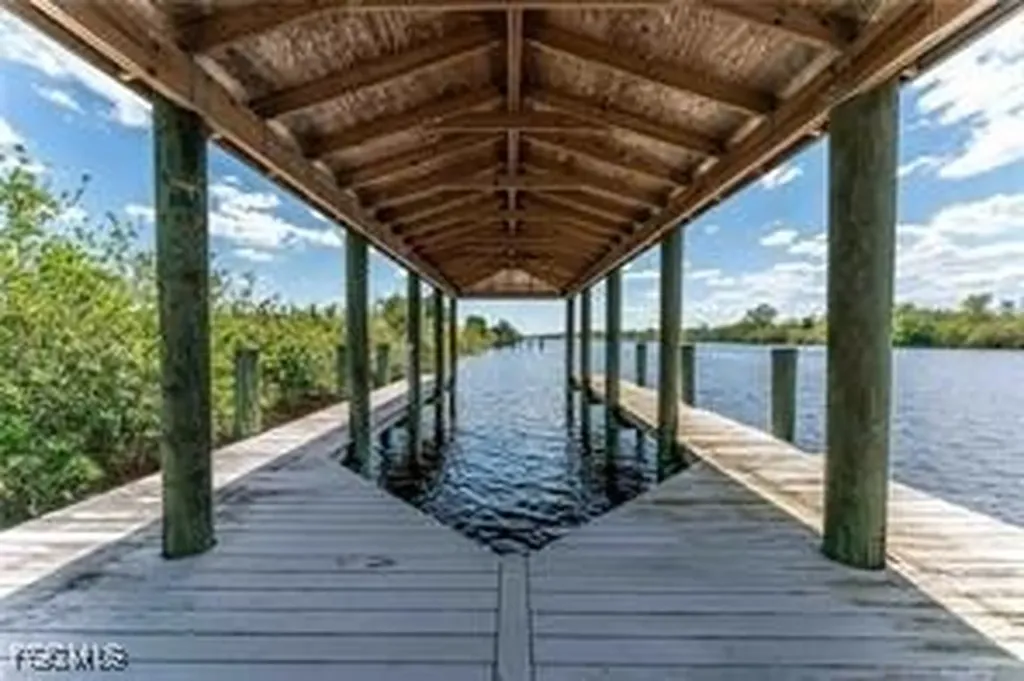 1589 Frontier Circle Labelle FL 33935