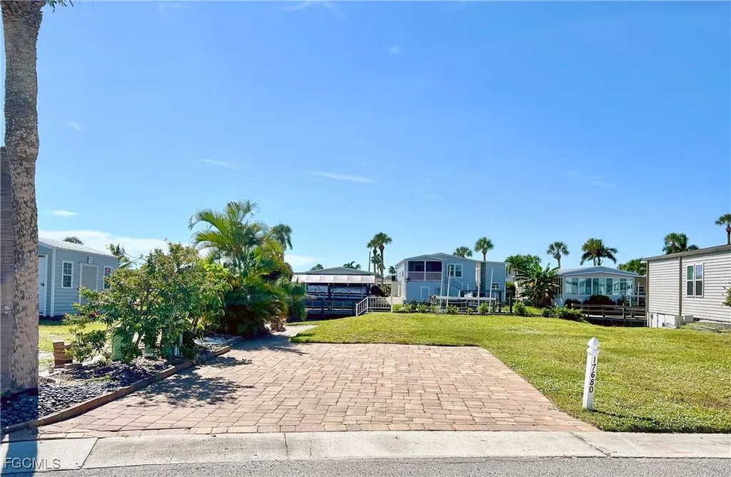 17680 Bryan Court Fort Myers Beach FL 33931