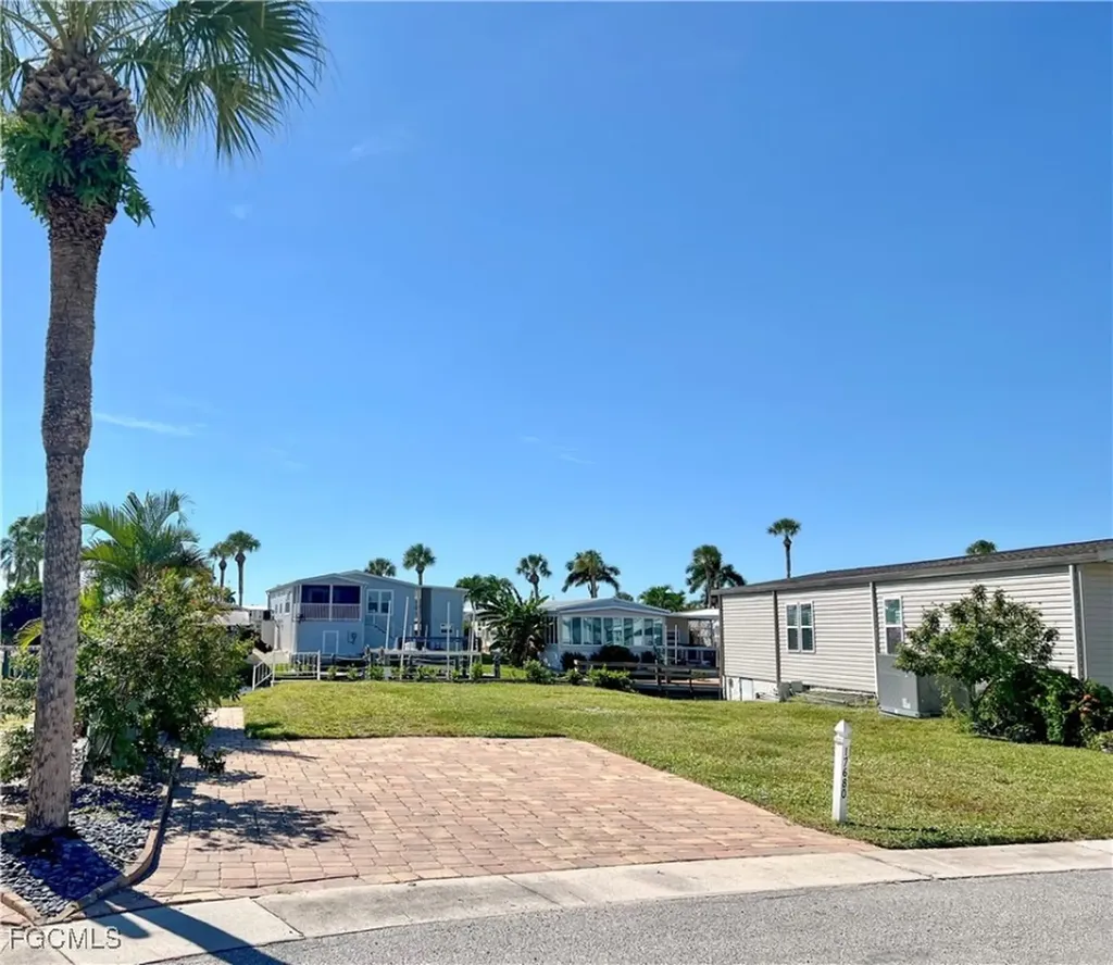 17680 Bryan Court Fort Myers Beach FL 33931