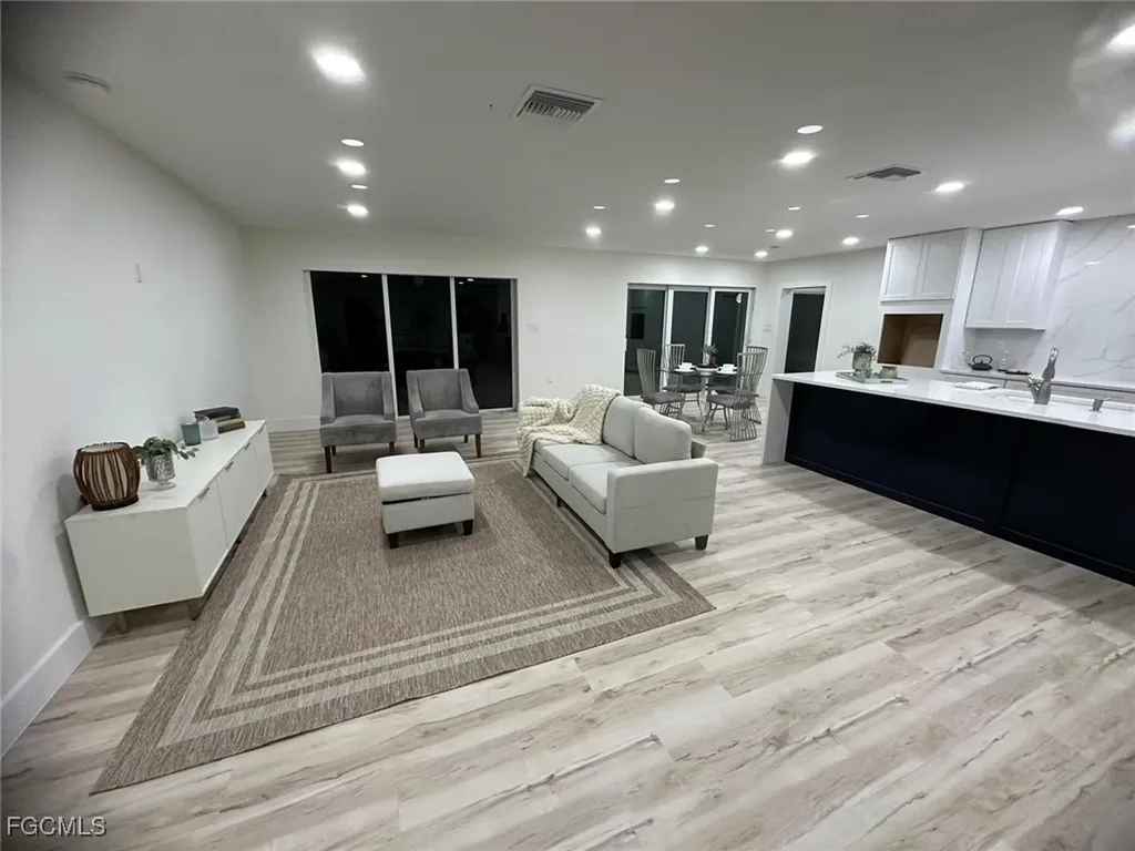 106 Sinclair Street SE Port Charlotte FL 33952