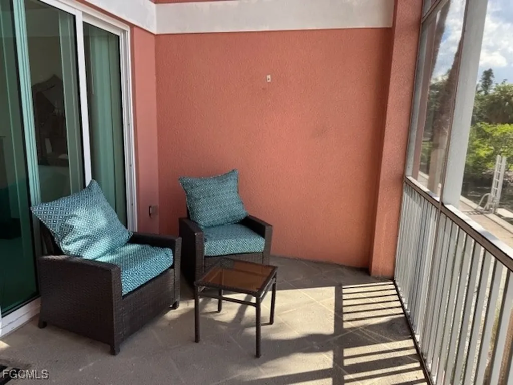 2743 1st Street Fort Myers FL 33916