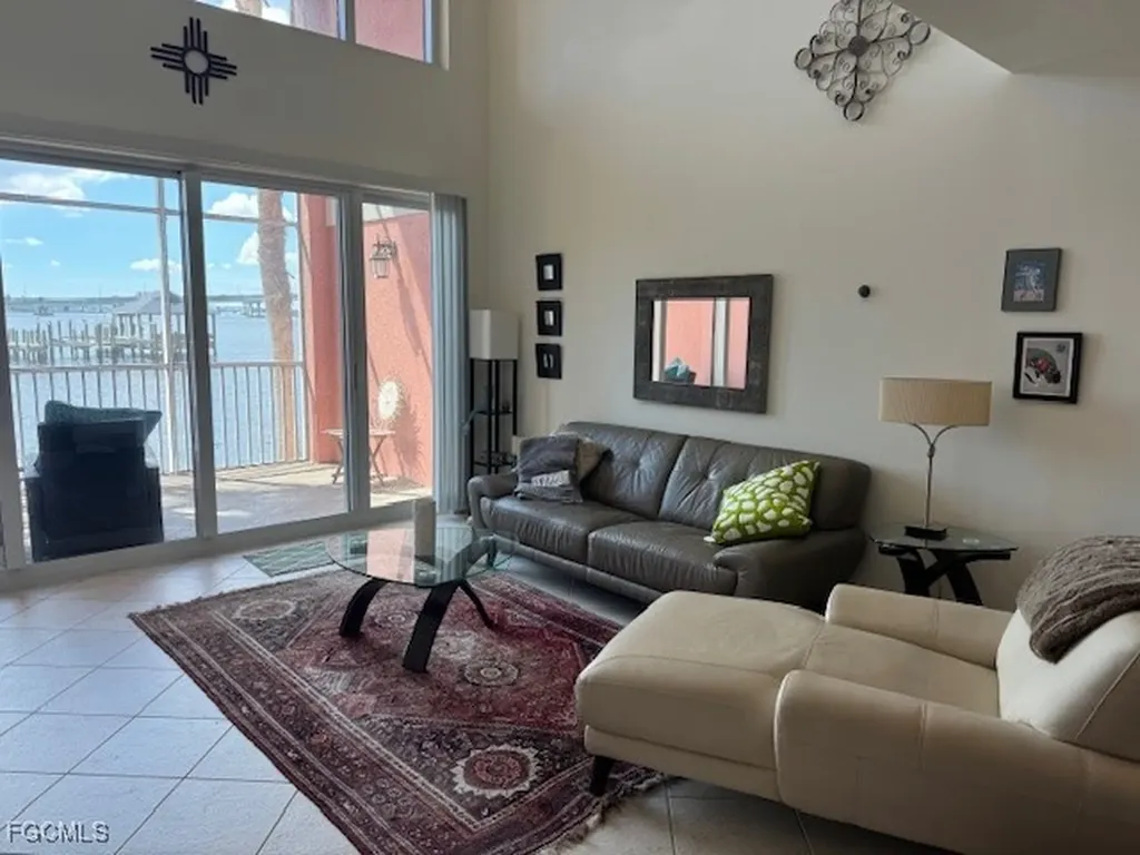2743 1st Street Fort Myers FL 33916