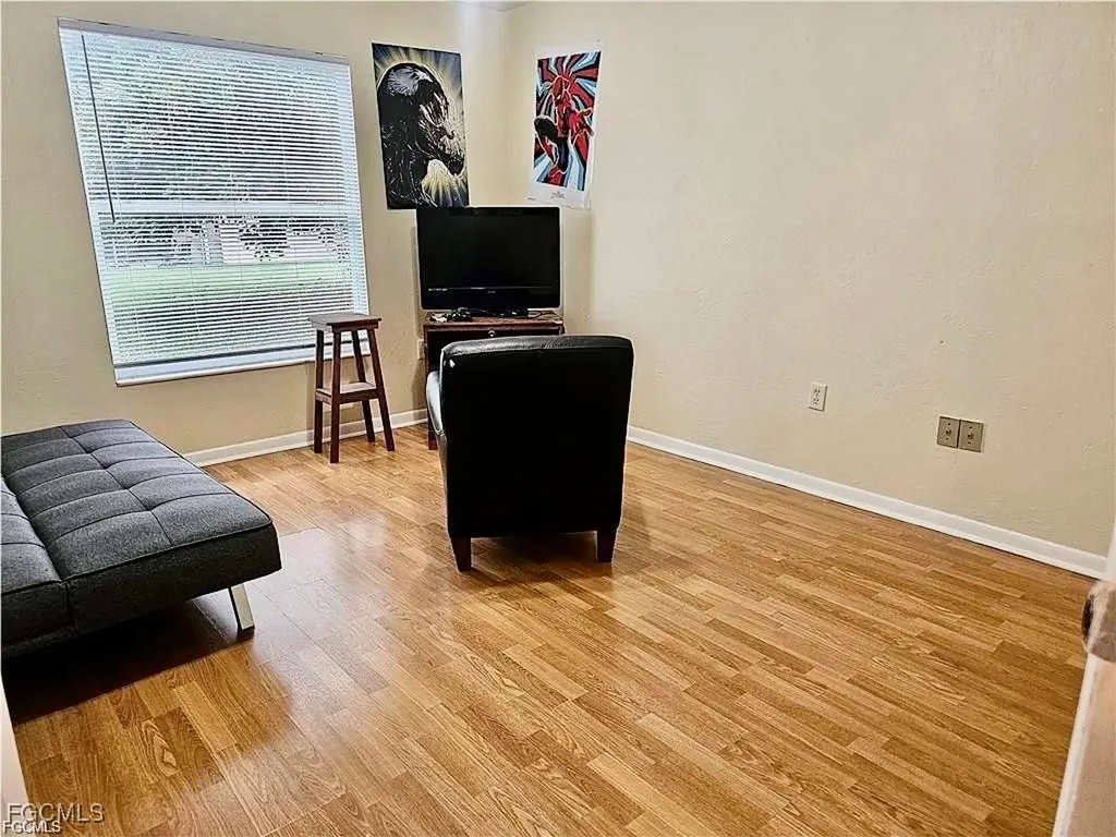 124 SE 31st Street Cape Coral FL 33904
