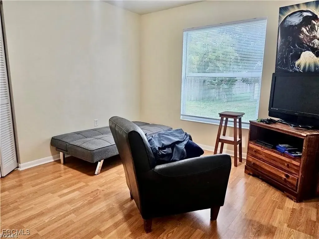 124 SE 31st Street Cape Coral FL 33904