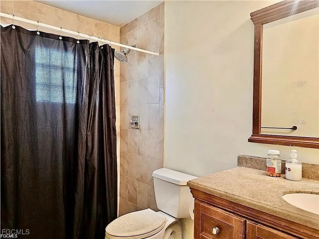 124 SE 31st Street Cape Coral FL 33904