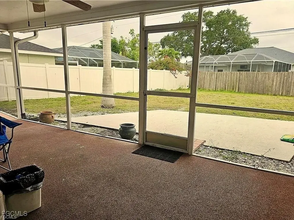 124 SE 31st Street Cape Coral FL 33904
