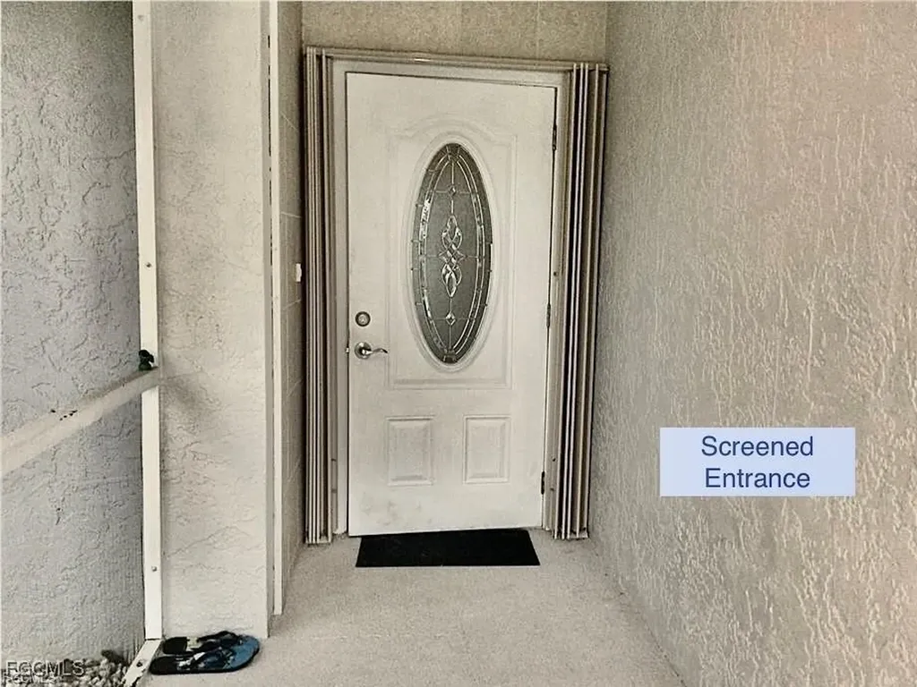 124 SE 31st Street Cape Coral FL 33904