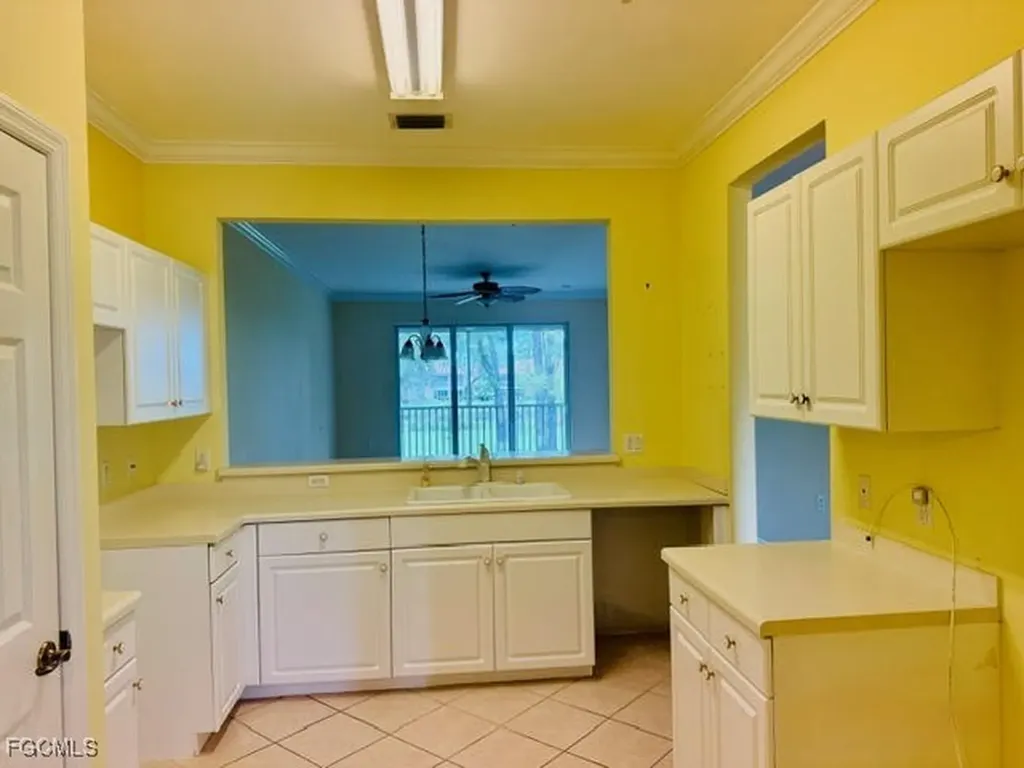 3977 Bishopwood Court E Naples FL 34114