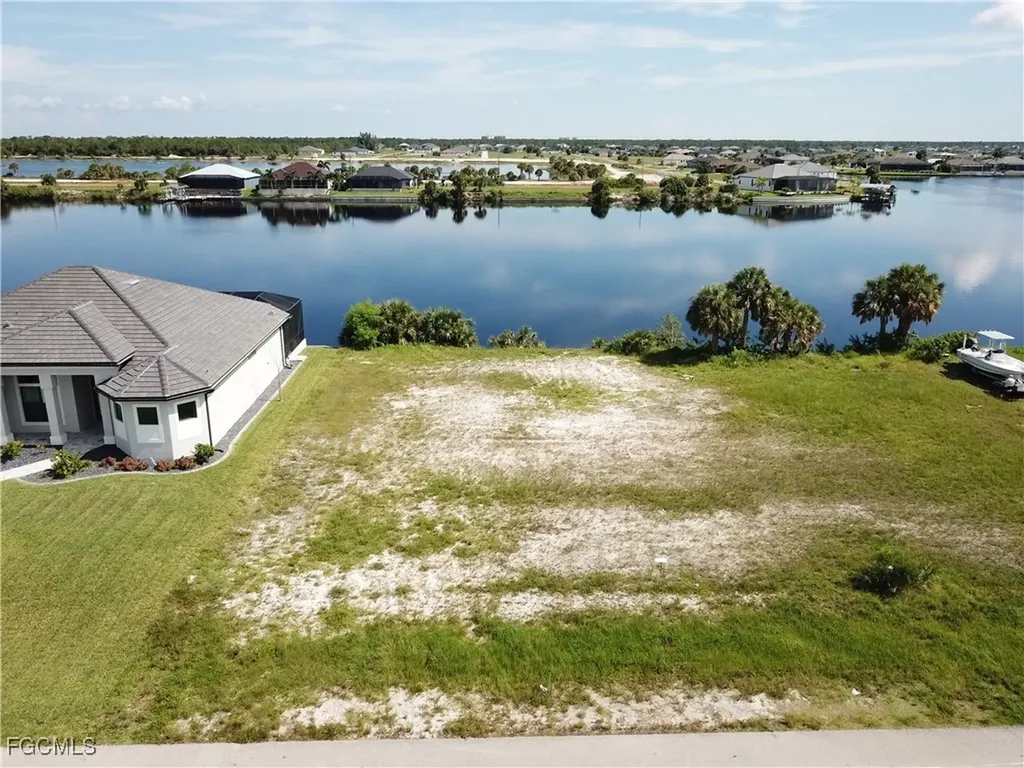 4311 NW 35th Street Cape Coral FL 33993