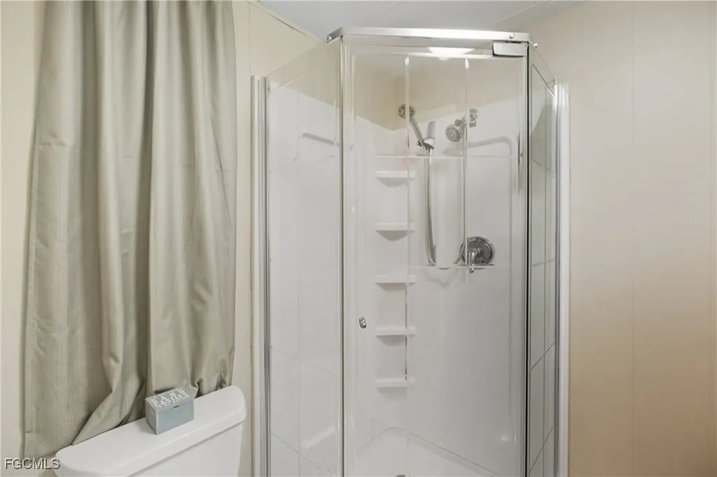 515 Blossom Court North Fort Myers FL 33917