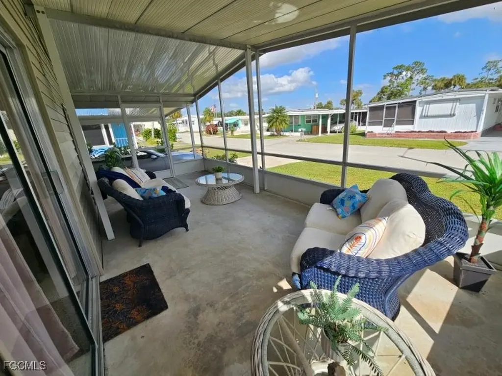 515 Blossom Court North Fort Myers FL 33917