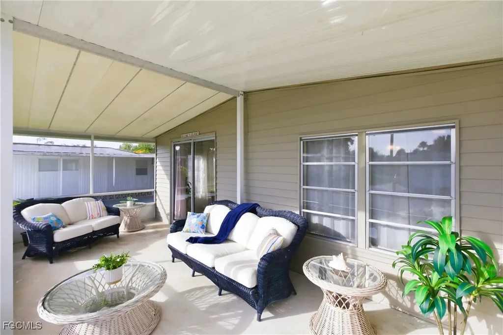 515 Blossom Court North Fort Myers FL 33917