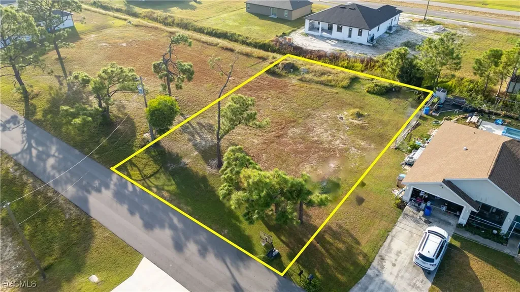 2710 NW 20th Terrace Cape Coral FL 33993