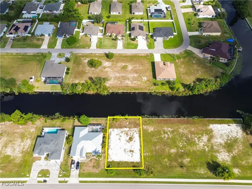 2629 Ceitus Parkway Cape Coral FL 33991